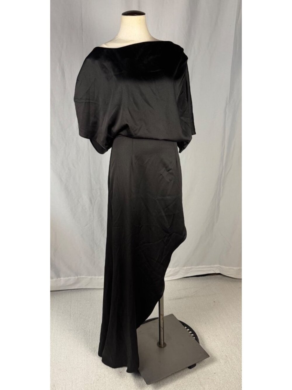 Elliatt Renders One Black Asymmetrical Dress Small Gown - Picture 16 of 16
